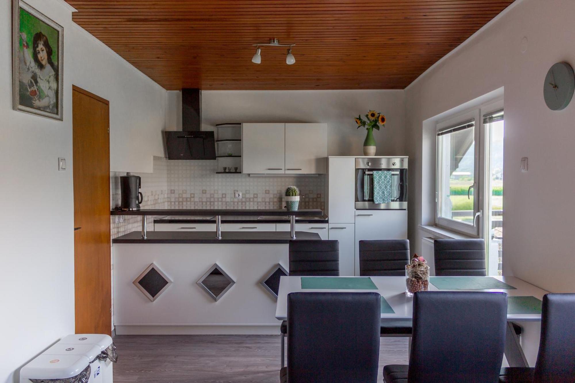 Hanzi Holiday Home Recica ob Savinji Luaran gambar